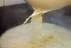 磨豆腐视频,磨浆、煮浆、点浆，一网打尽